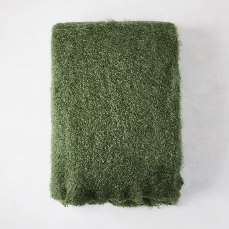 Mantas Ezcaray Green Mohair Throw